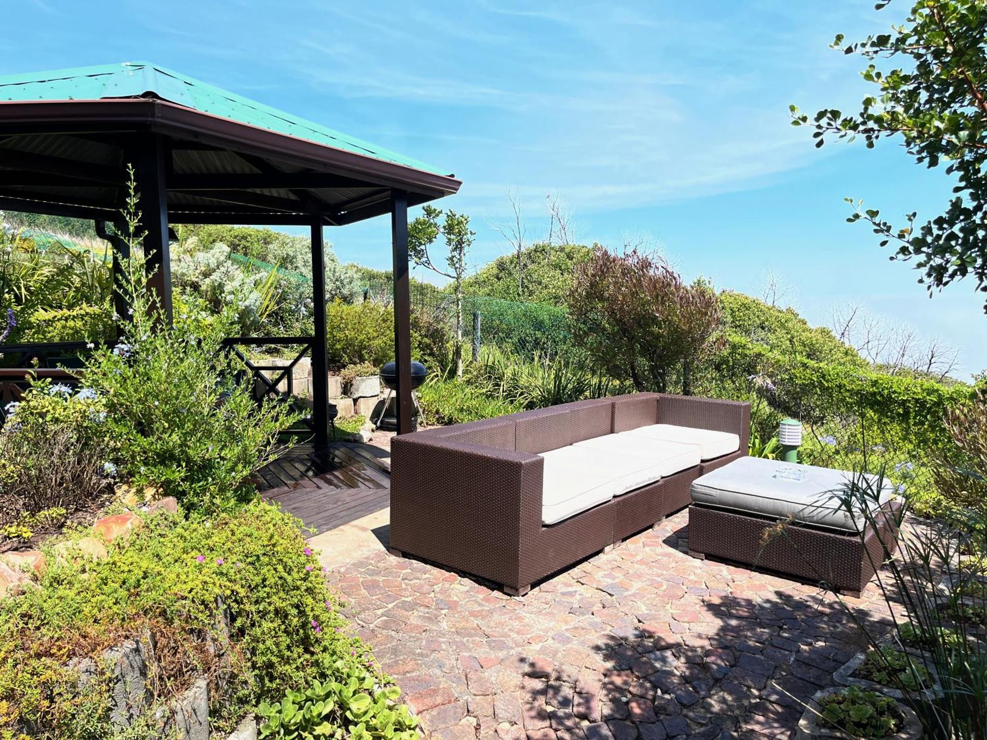 Peaceful Guest Suite With Balcony Views And Garden Setting Brenton-on-Sea Esterno foto