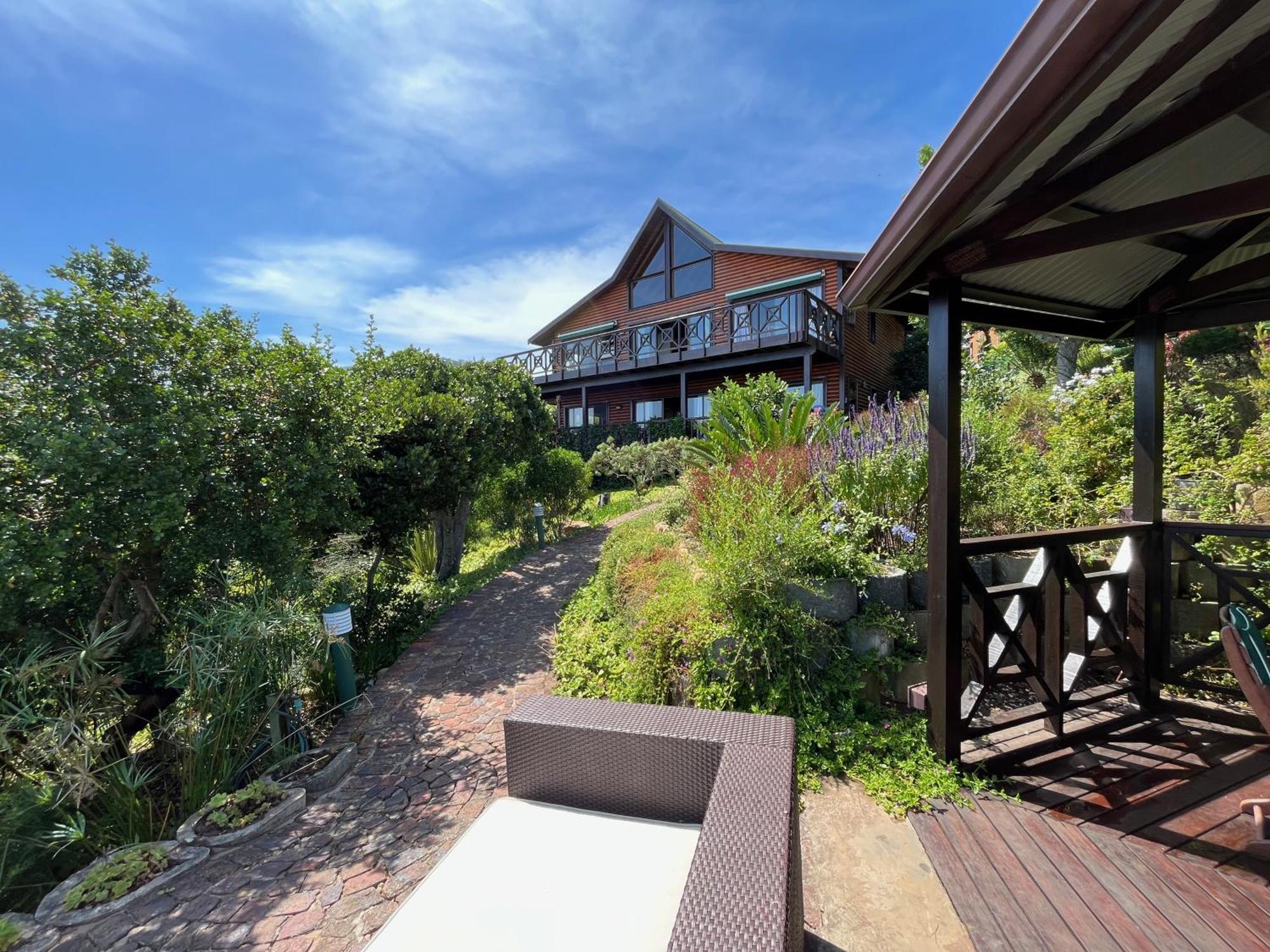 Peaceful Guest Suite With Balcony Views And Garden Setting Brenton-on-Sea Esterno foto